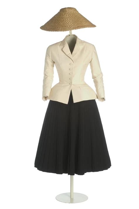 tailleur dior anni 50|christian dior vintage fashion.